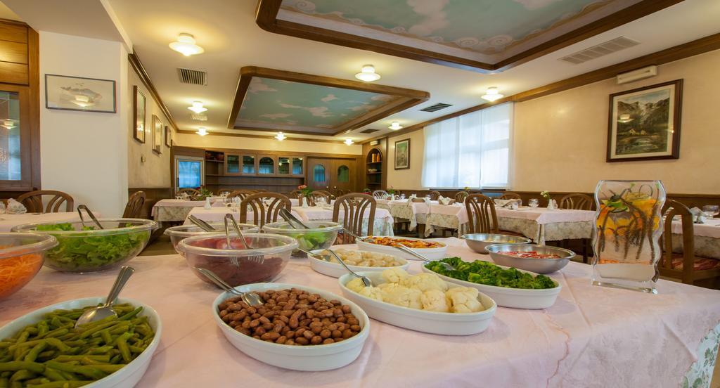 Albergo Sayonara Comano Terme Εξωτερικό φωτογραφία