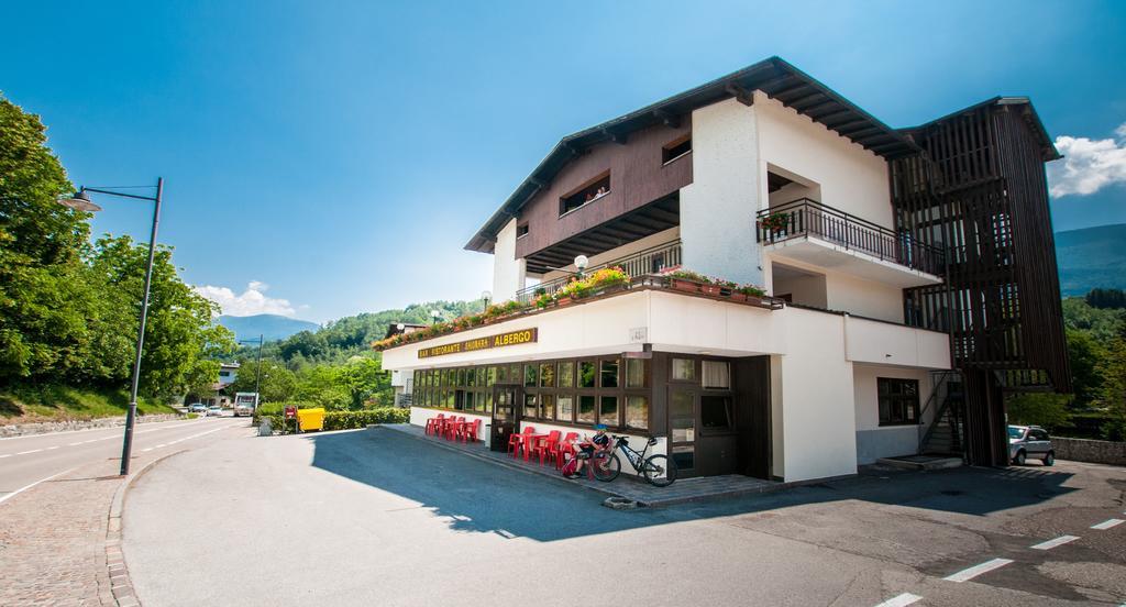 Albergo Sayonara Comano Terme Εξωτερικό φωτογραφία