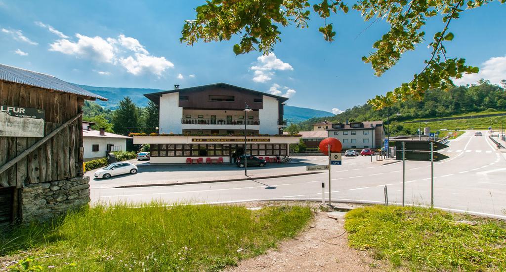 Albergo Sayonara Comano Terme Εξωτερικό φωτογραφία